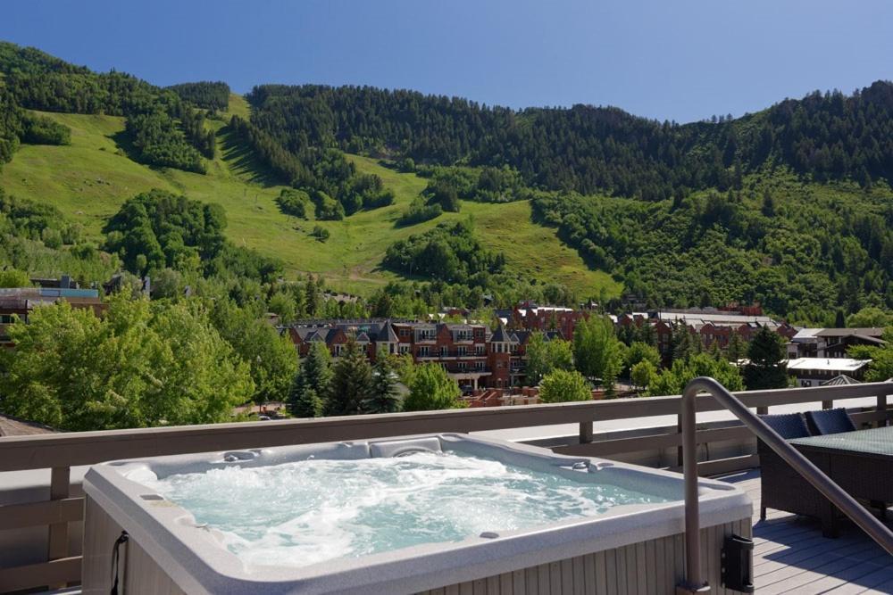 Independence Square Unit 313, Downtown Hotel Room In Aspen With Rooftop Hot Tub Ngoại thất bức ảnh